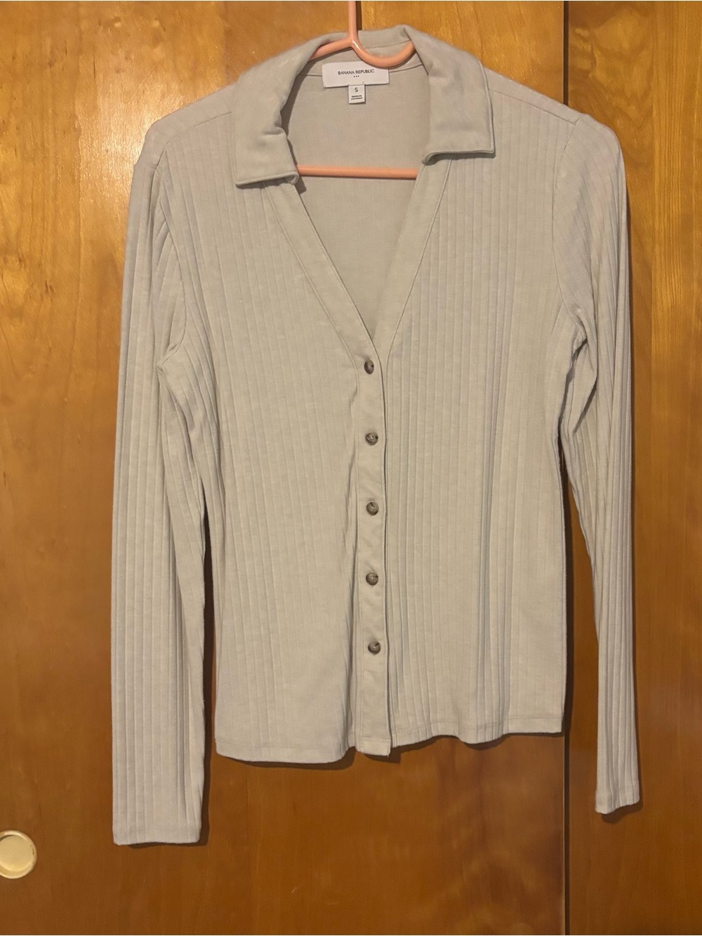 Banana Republic Cream Ribbed Button-Front Long Sleeve Top